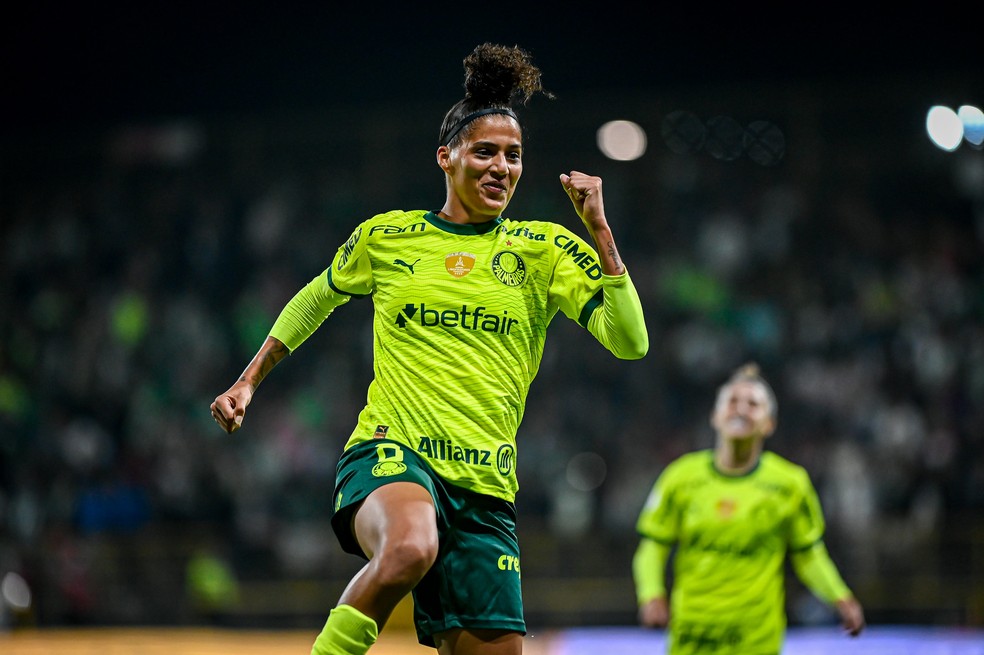 Amanda Gutierres comemora gol pelo Palmeiras contra o Atlético Nacional na Libertadores Feminina — Foto: Staff Images Woman / CONMEBOL