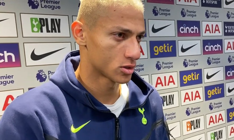 Richarlison se manifesta após derrota: 'Ontem ainda não passou