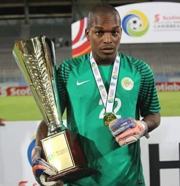 Goleiro de Curaçao morre na concentração em Porto Príncipe antes de ...