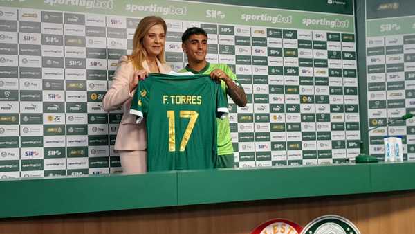 Torres detalha conversa com Bielsa e bastidores no Palmeiras: preparação rápida.