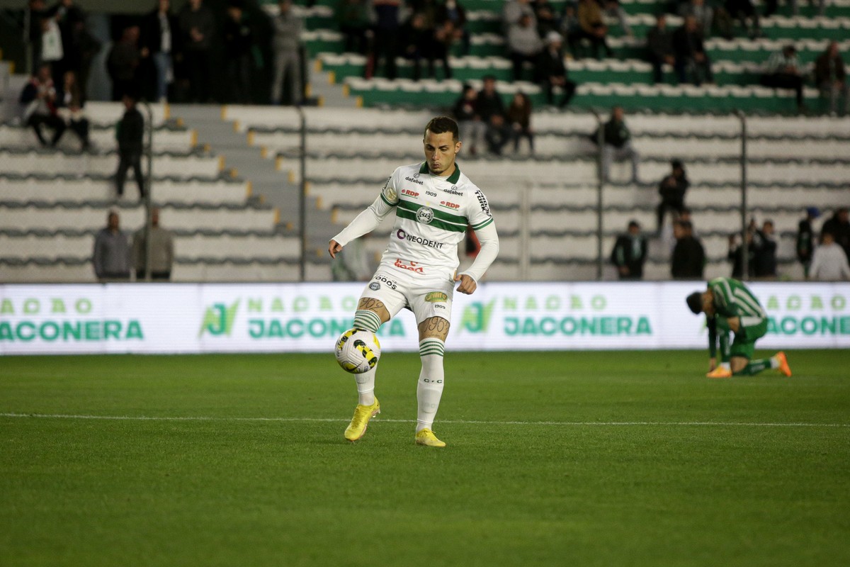 Novo reforço colorado, Bruno Gomes revela felicidade no novo desafio