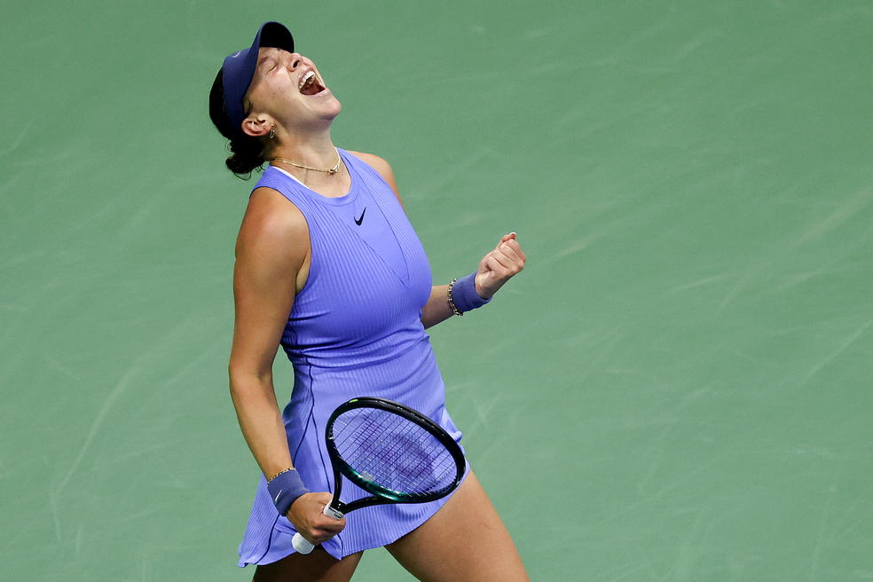 Amanda Anisimova vibra com classificação para a final do US Open — Foto: Clive Brunskill/Getty Images