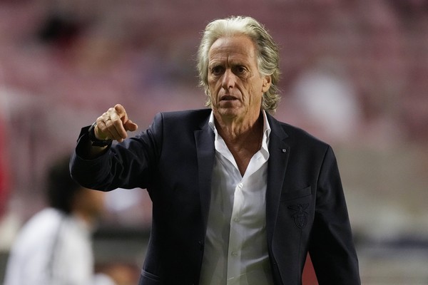 Contrato com o Flamengo oferece a Jorge Jesus quase o dobro de salário de  proposta para voltar ao Benfica, blog do pvc