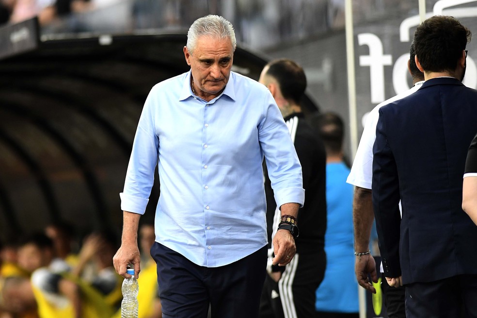 Tite, do Flamengo, no jogo contra o Corinthians — Foto: Marcos Ribolli