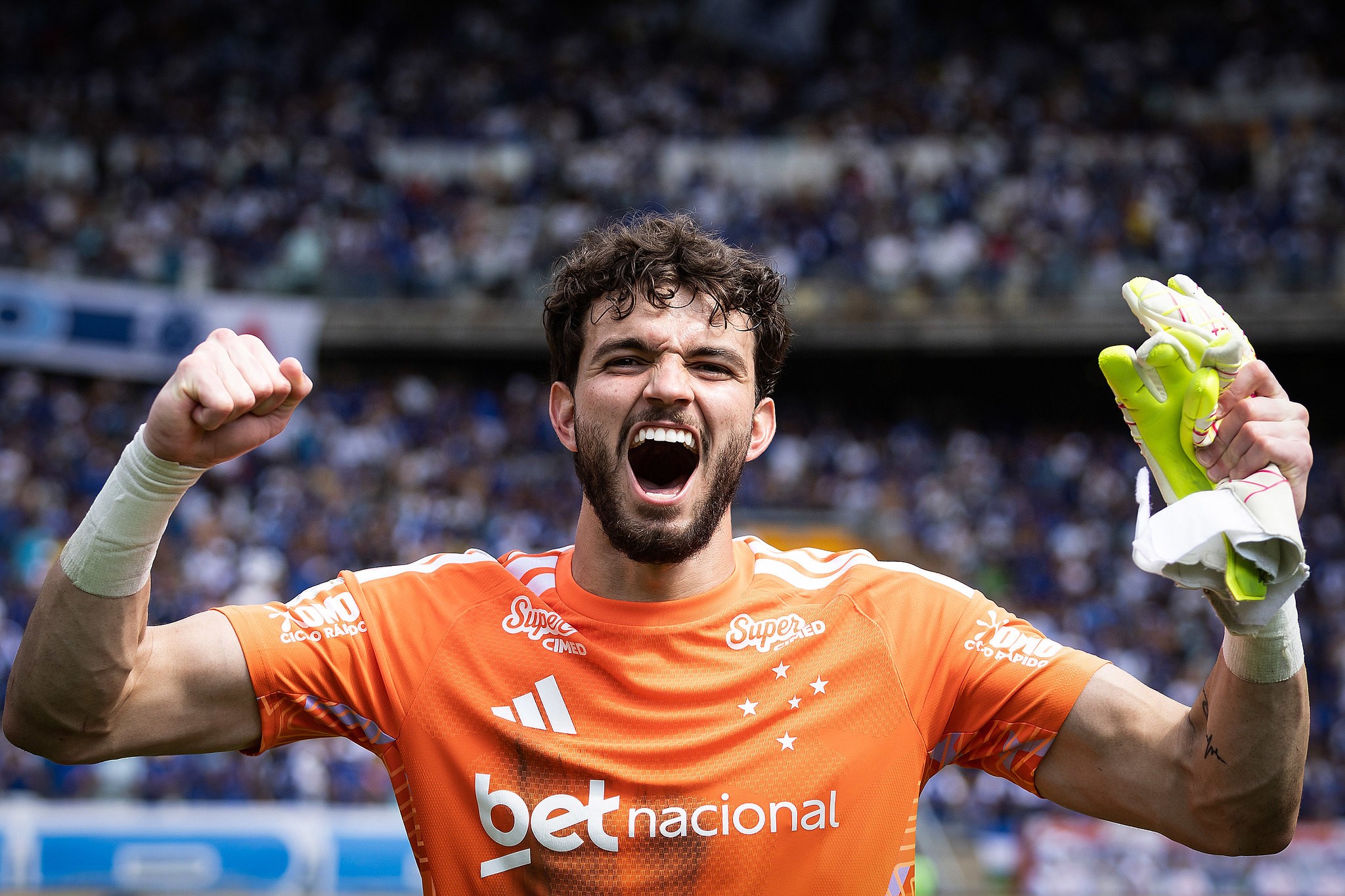 Contratação até 2031: Otávio se firma como pilar do Cruzeiro após ascensão meteórica na temporada