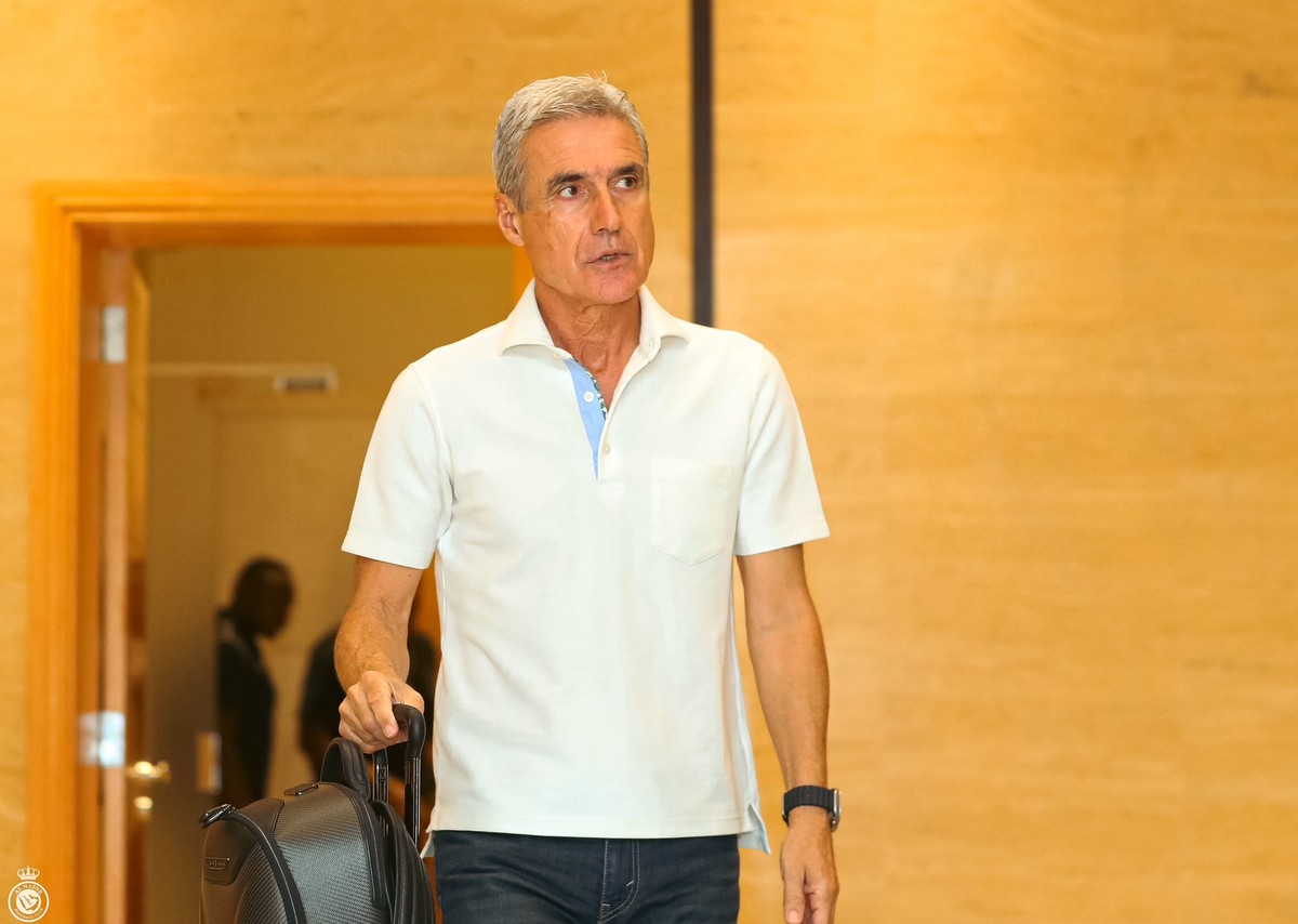 Luis Castro desmente suposta proposta do Flamengo: Totalmente falso