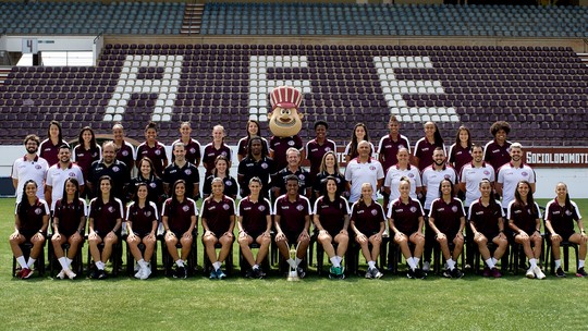 Santos supera Corinthians no Brasileiro de Futebol Feminino