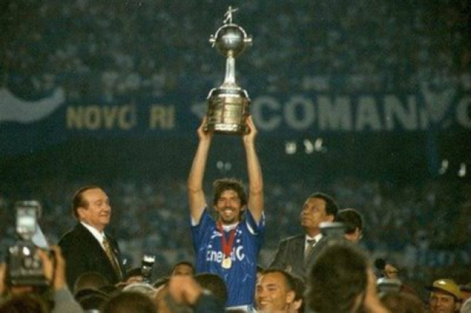 Cruzeiro bicampeão da Libertadores em 1997