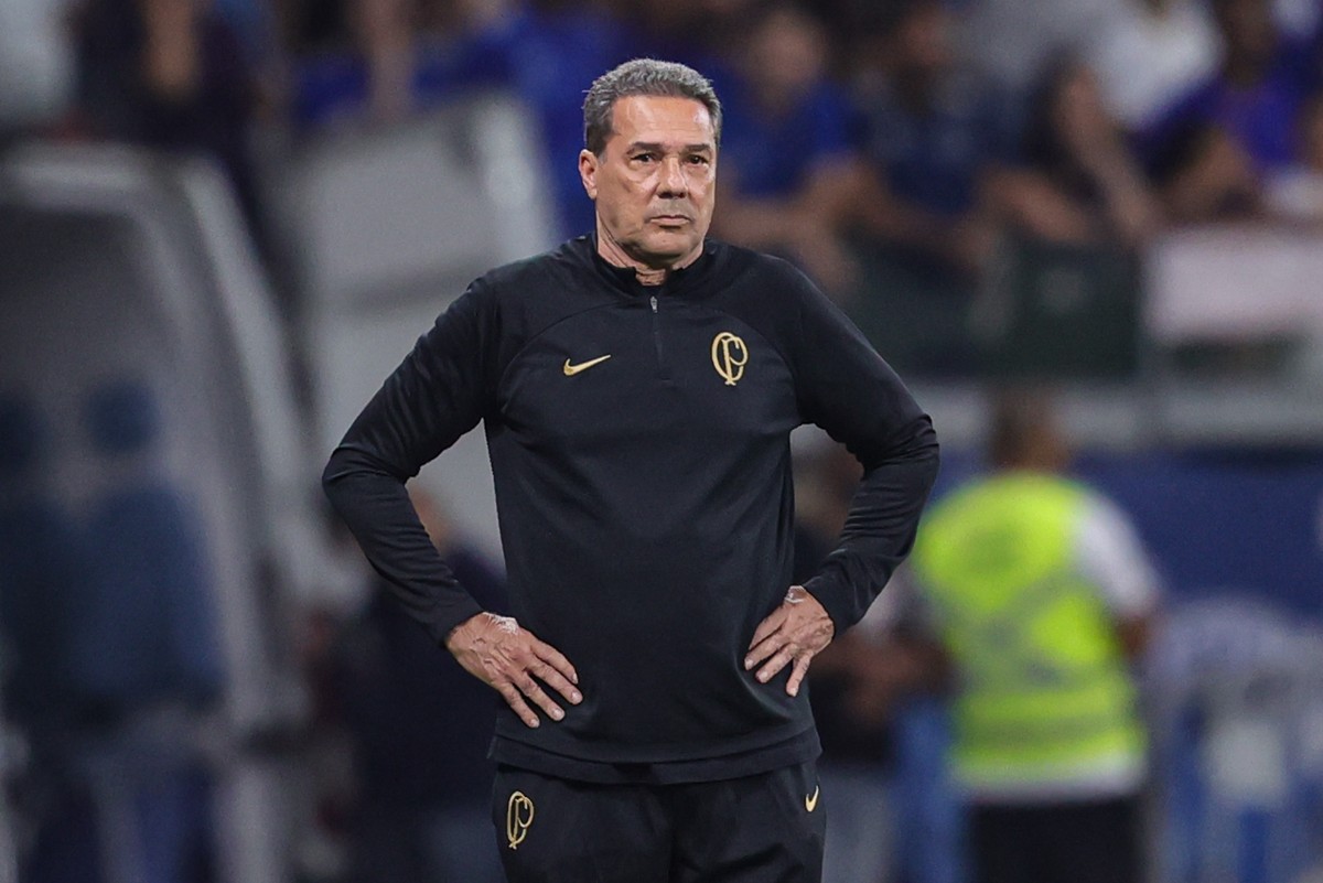 Luxemburgo valoriza empate e diz que Corinthians 