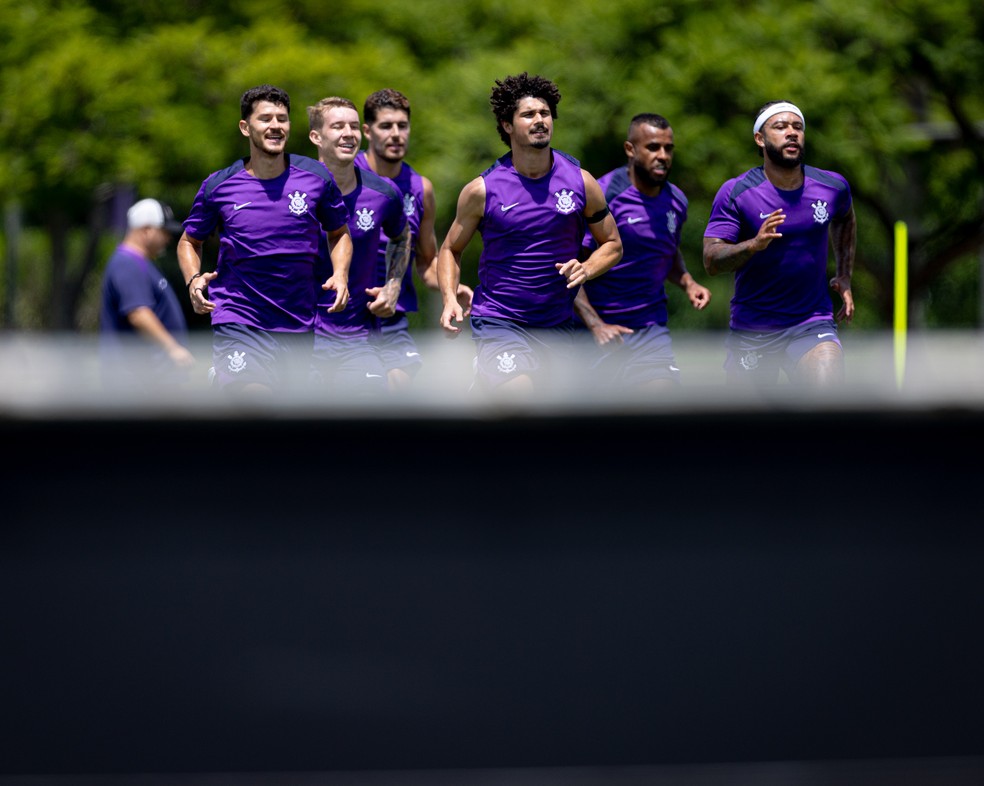 Jogadores do Corinthians em treino no CT Joaquim Grava — Foto: Rodrigo Coca / Ag.Corinthians