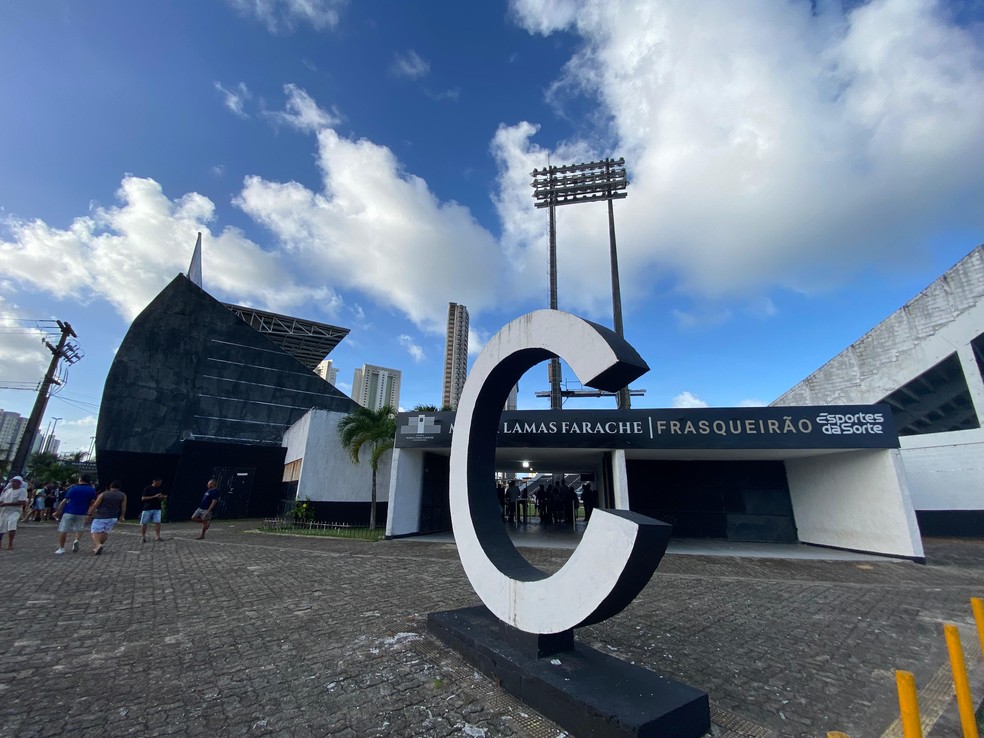 Estádio Frasqueirão não tem sido um aliado do ABC na Série C — Foto: Augusto César Gomes