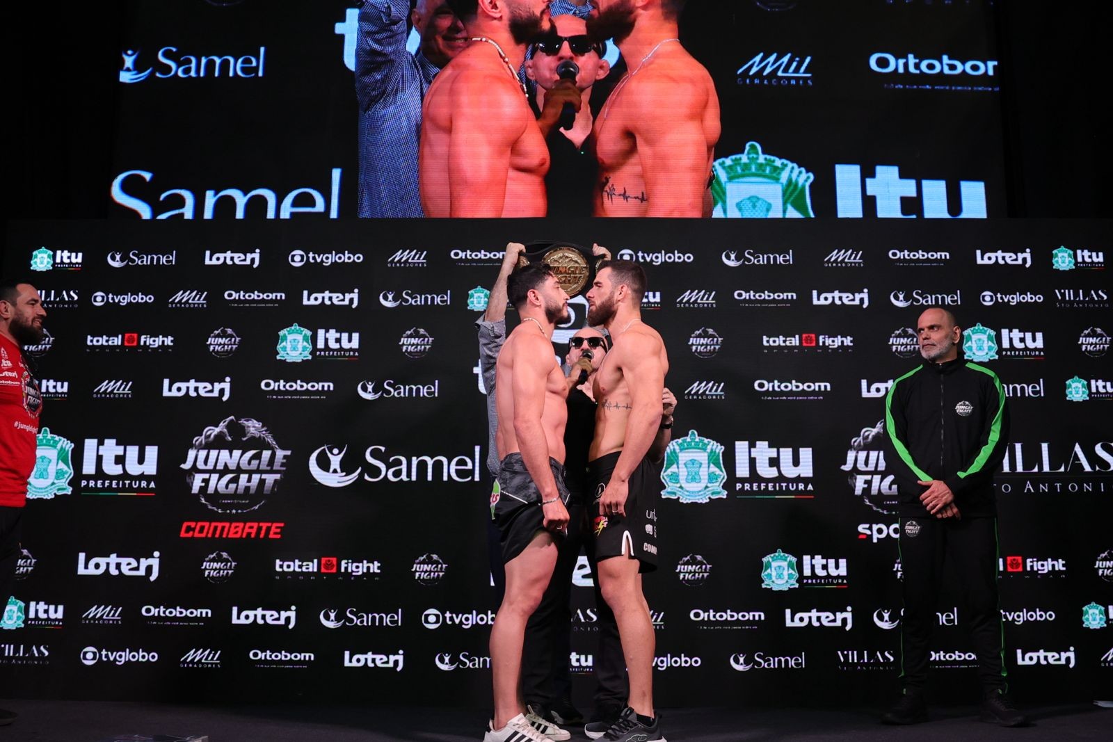 Jungle Fight 153: pesagem agita Itu com provocações entre lutadores