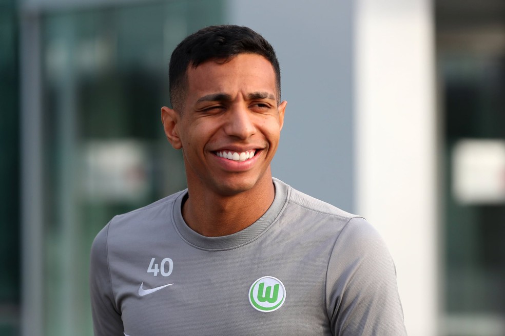 Reforço de peso? Corinthians reavalia possível contratação e planeja investida após possível queda do transfer ban