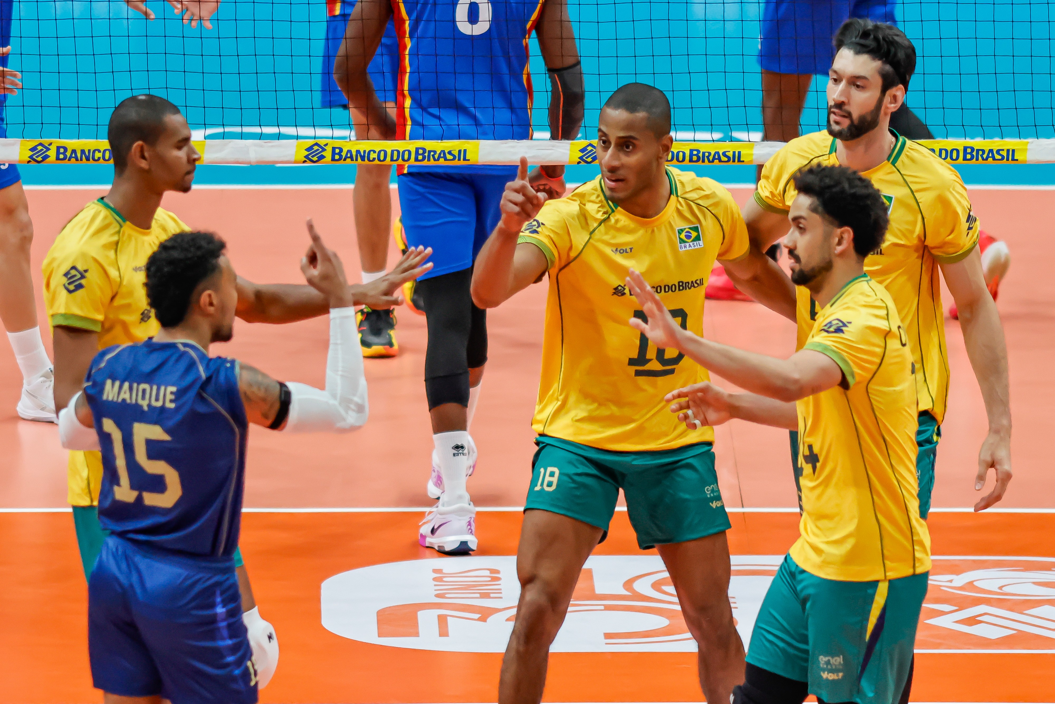 Lucarelli é eleito MVP do Pré-Olímpico, e Brasil domina seleção do campeonato; veja os escolhidos