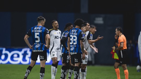 Independiente del Valle x Atlético-MG: Conmebol divulga áudio do VAR em pênalti polêmico