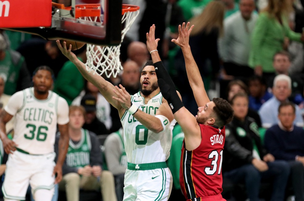 NBA: Miami Heat vence Boston Celtics, fatura Leste e vai à final