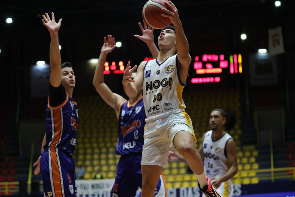 Jogada do Mogi Basquete na LDB