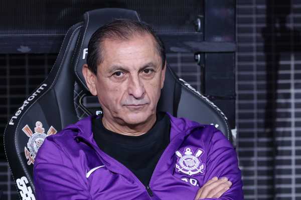 Corinthians mostra perfeição em vitória com retorno de Garro, opinam Ramón e Emiliano.