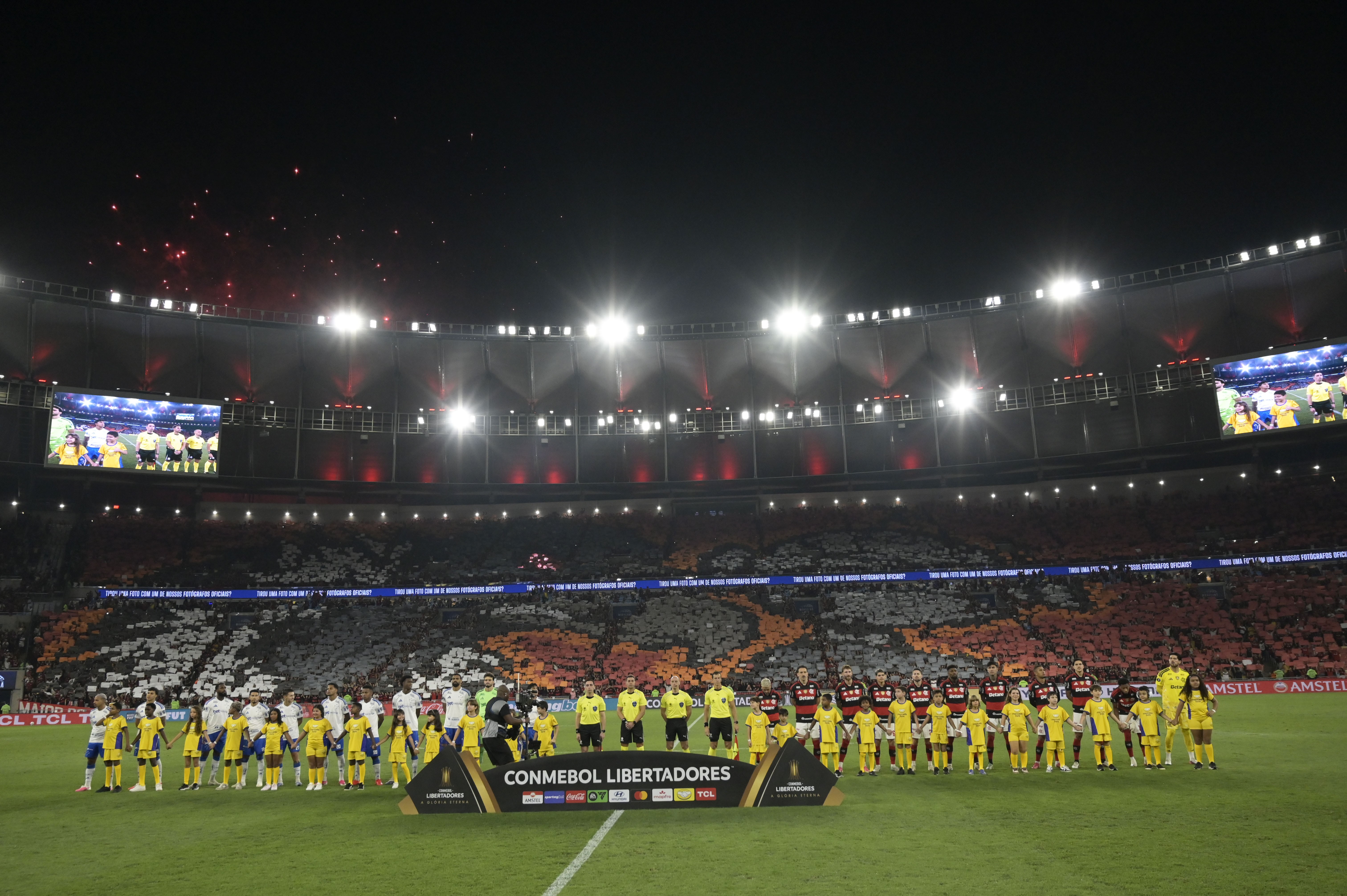 Flamengo estabelece recorde de público na Libertadores com vitória sobre Cruzeiro