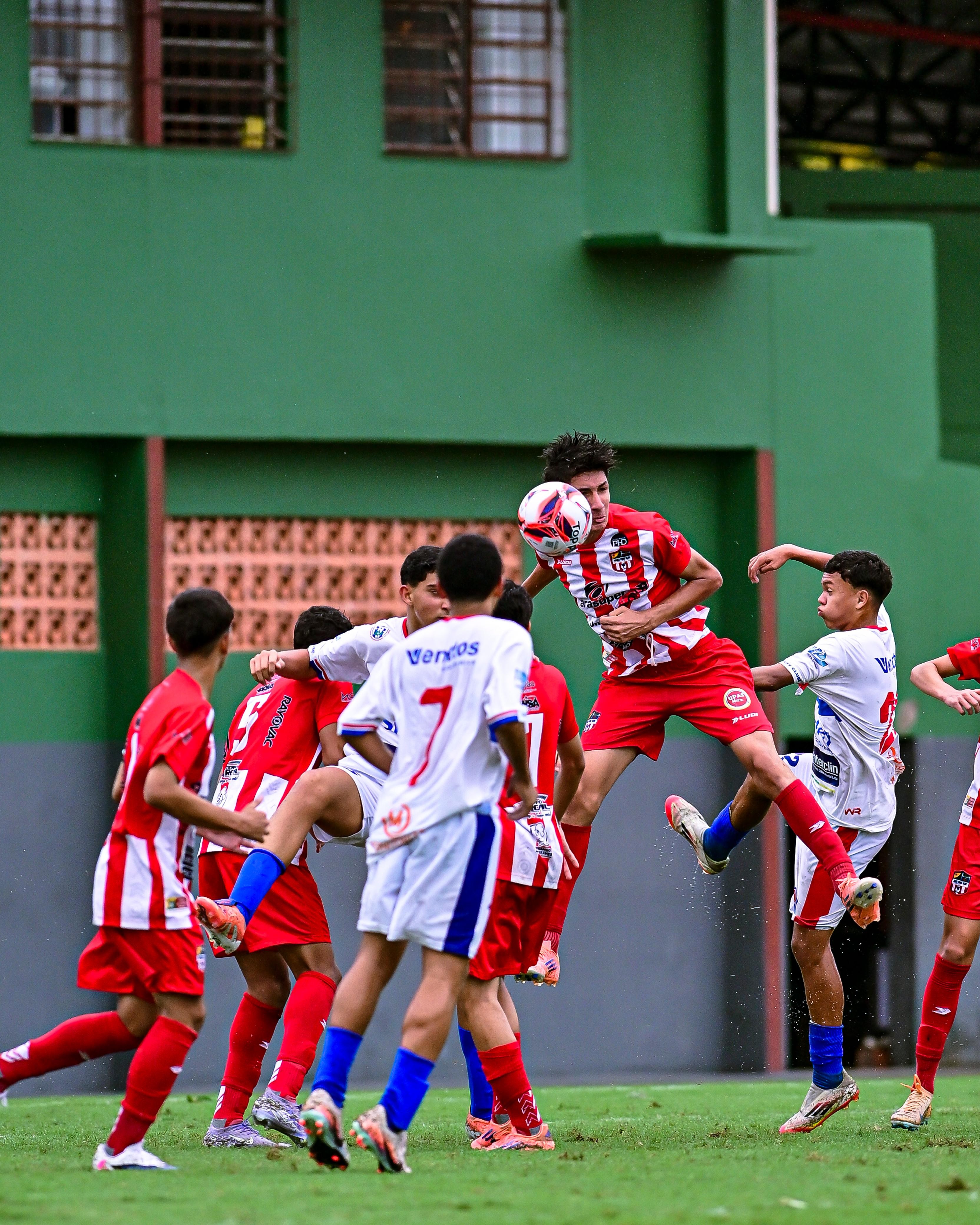 Santa Cruz-AC vence Fast-AM com gol contra no fim e avança à 2ª fase da Copa do Brasil Sub-15