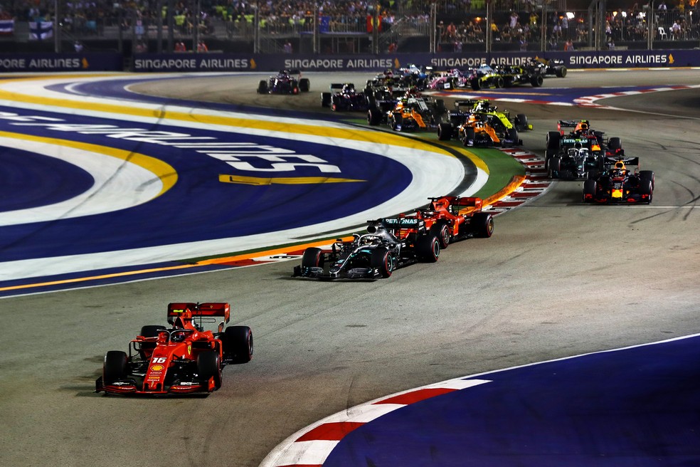 F1 revela calendário da temporada 2022 com recorde de 23 corridas