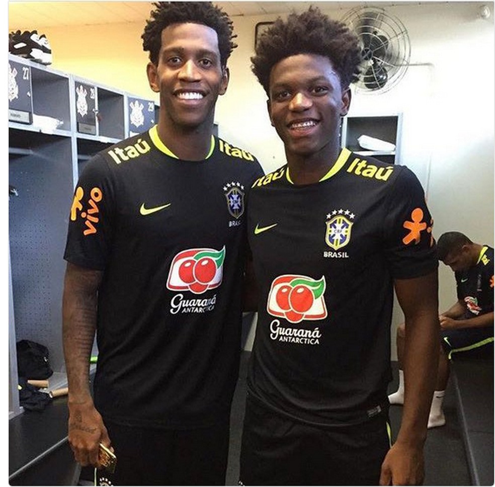 Chamado de Gilzinho, zagueiro é dispensado pelo Corinthians e desabafa:  Dia mais triste da vida | corinthians | ge
