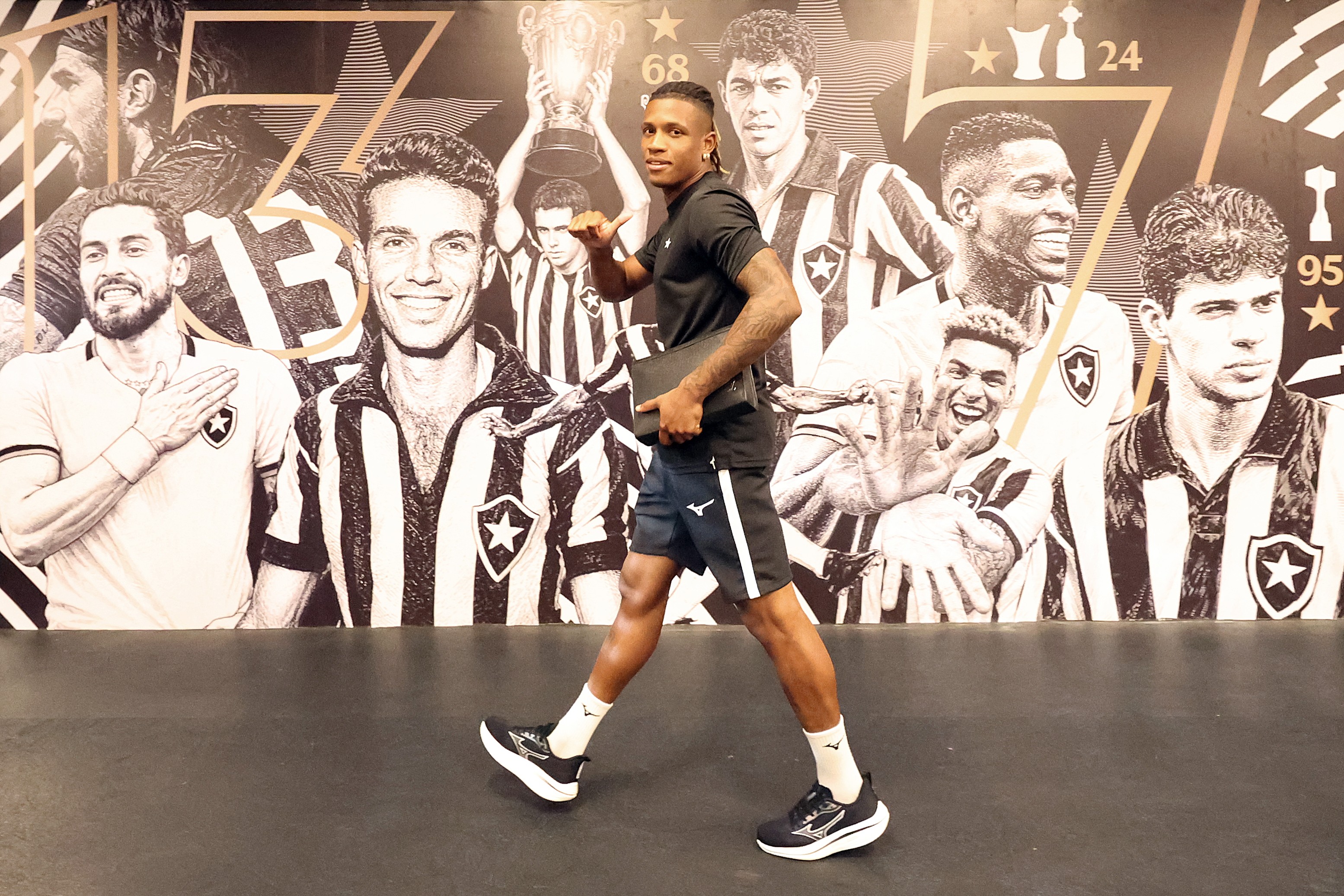 Novela Danilo acaba depois de três propostas negadas, e Palmeiras não deve buscar outro reforço