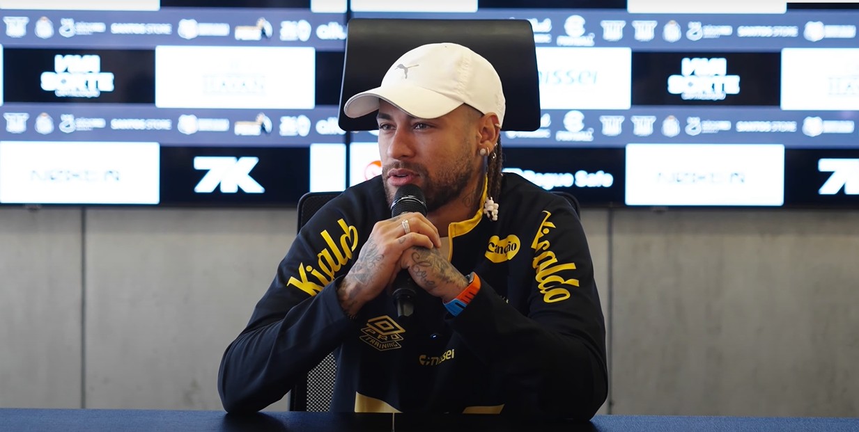 Neymar chora em entrevista para amigos, rebate críticas e se vê forte para a Copa: 