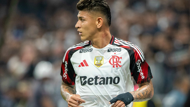 Carrascal em Corinthians x Flamengo, no Brasileirão 2025