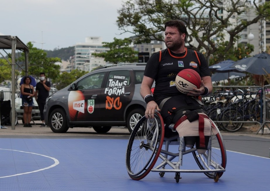 Conheca a historia de Aldo Mund catarinense que teve a vida transformada pelo basquete basquete transforma sc ge