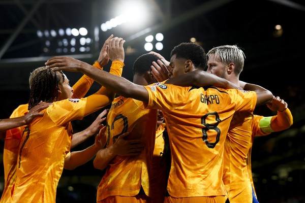 Holanda vence Geórgia em último jogo de preparação para Eurocopa