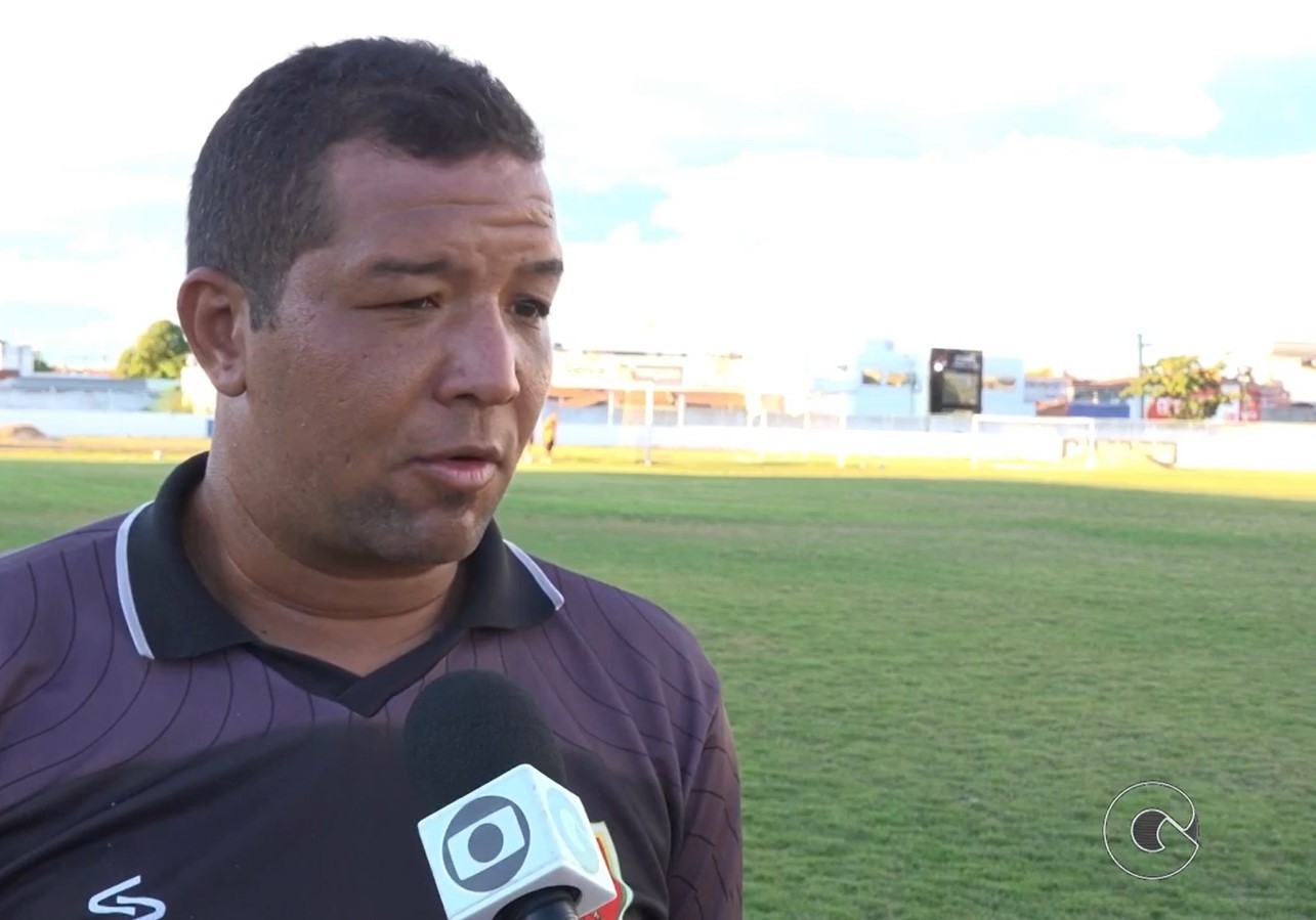Com novo técnico e aposta na base, 1º de Maio inicia preparação para o Pernambucano