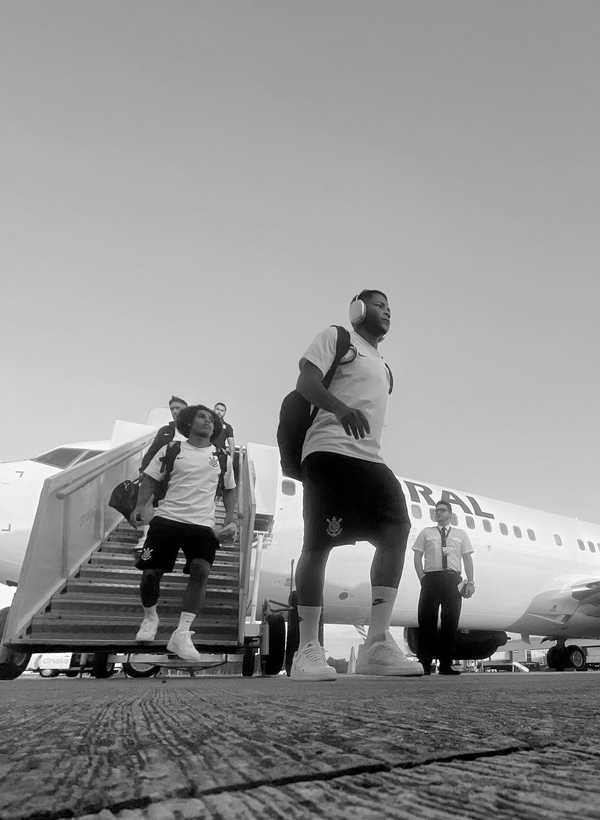 Corinthians Inicia Preparativos Para Enfrentar o Internacional em Florianópolis