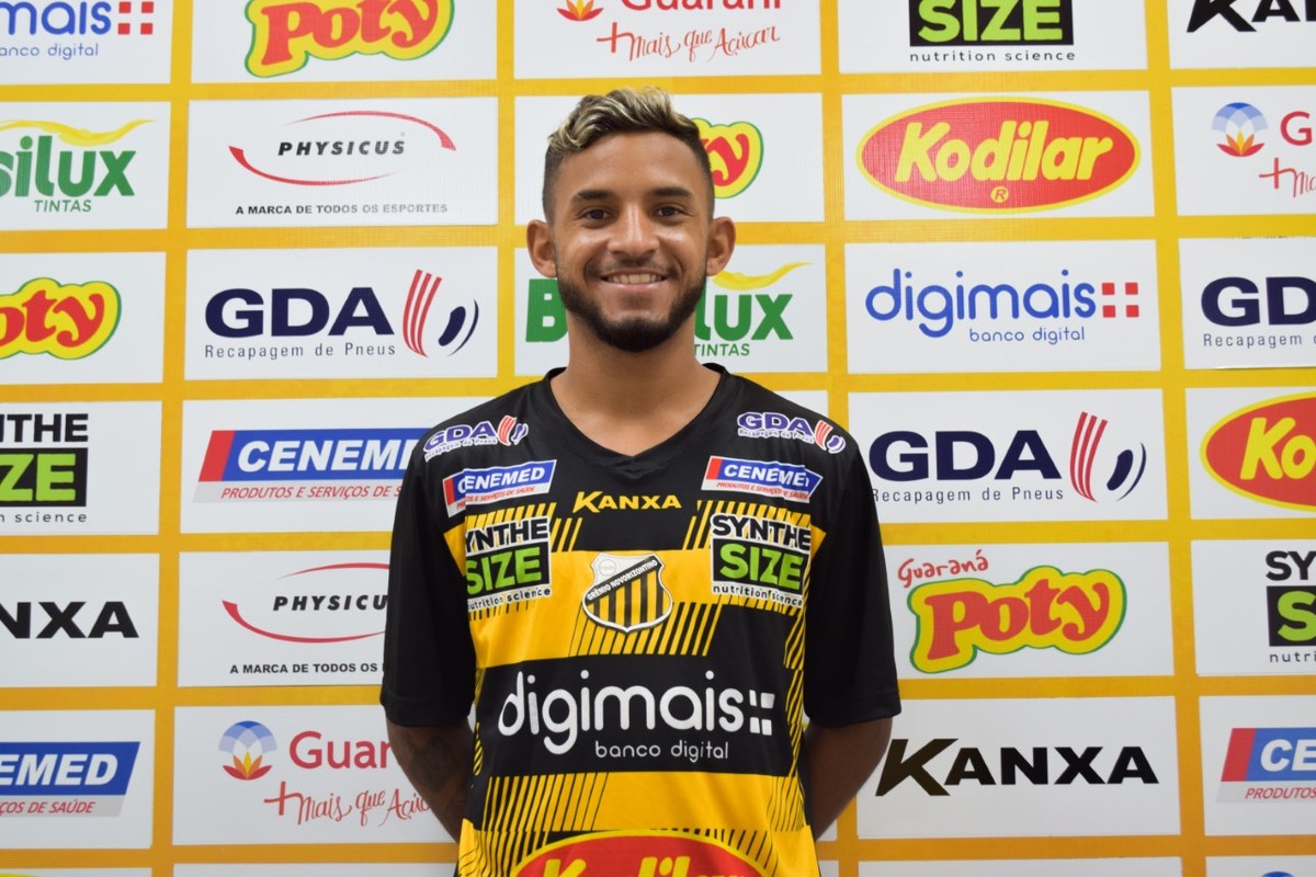 Christopher retorna de empréstimo e vira reforço no Novorizontino ...