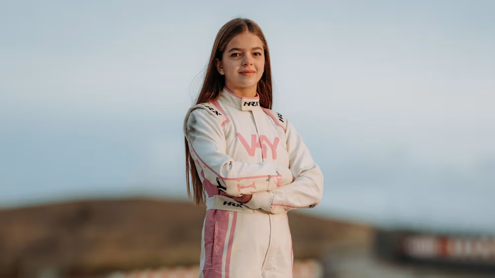 Brasileira Vicky Farfus lidera teste de novatas da F1 Academy na Espanha