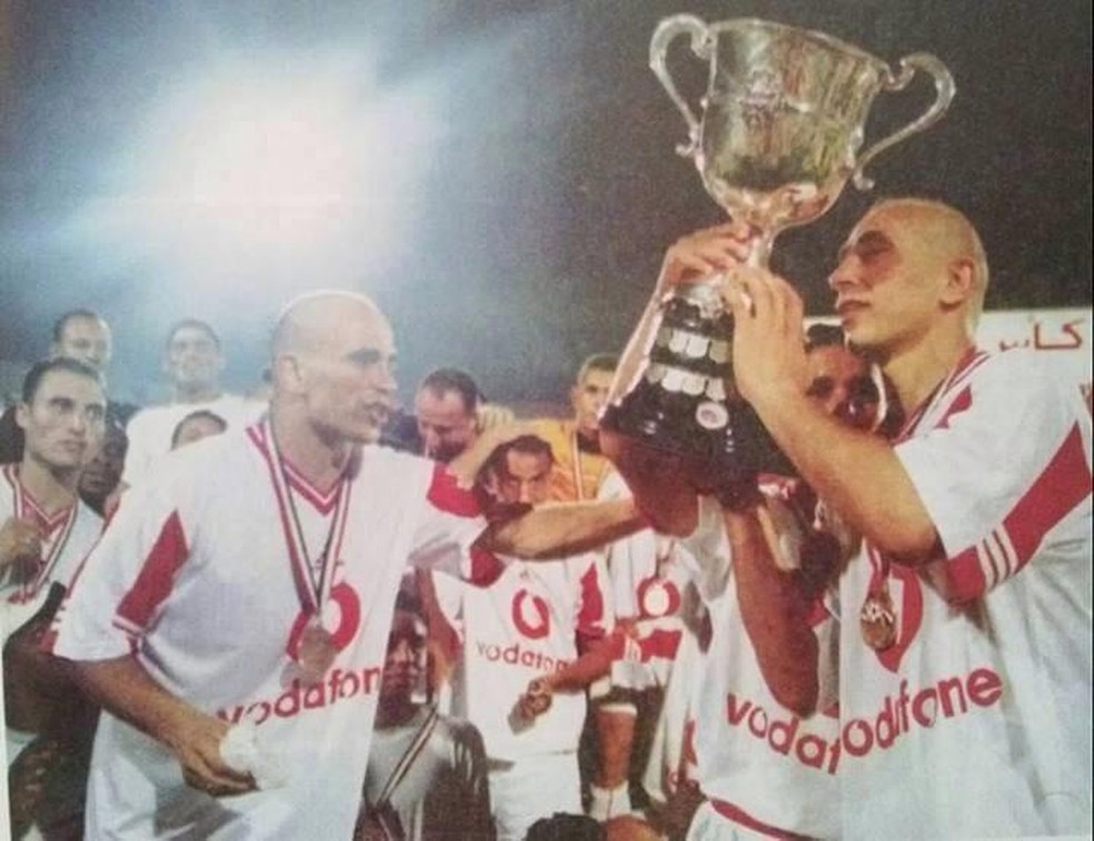 Irmãos Hassan juntos em clube rival