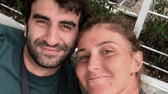Bia Haddad fica noiva do neurocirurgião: "Para sempre com você"