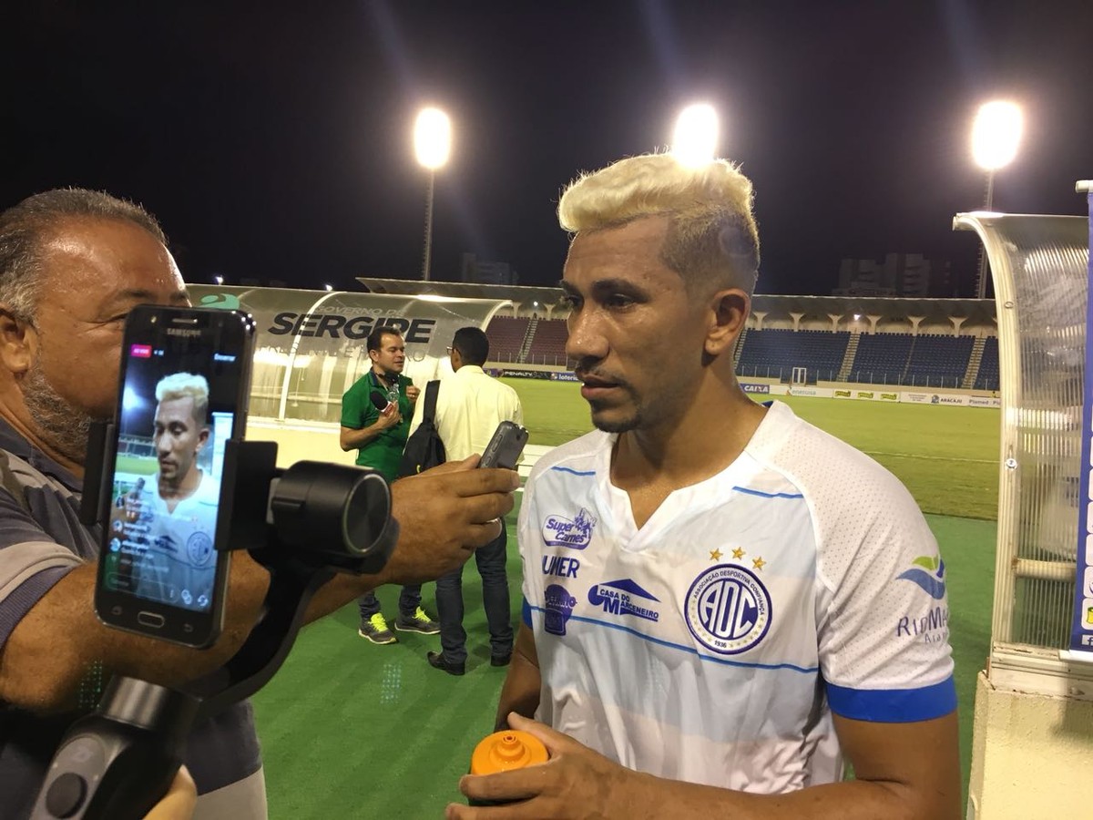 Raí celebra vitória, mas lembra que vaga na final ainda não está garantida