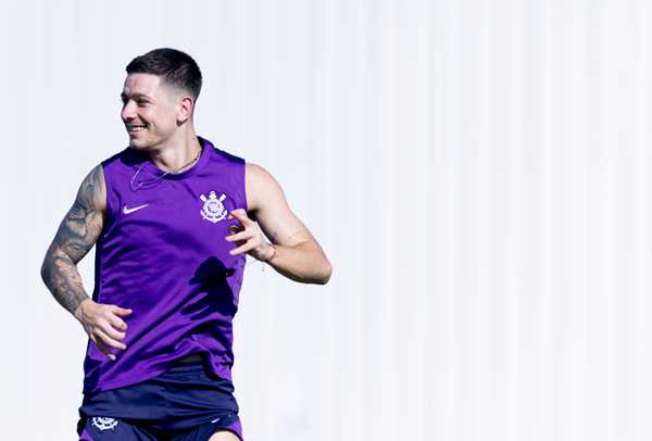 Tchoca e Garro promovidos na escalação do Corinthians para clássico importante.