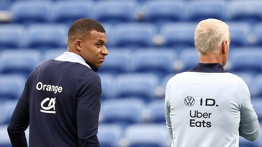 Ex-United e seleção francesa critica regaliasbetmotion bônus grátisDeschamps a Mbappé