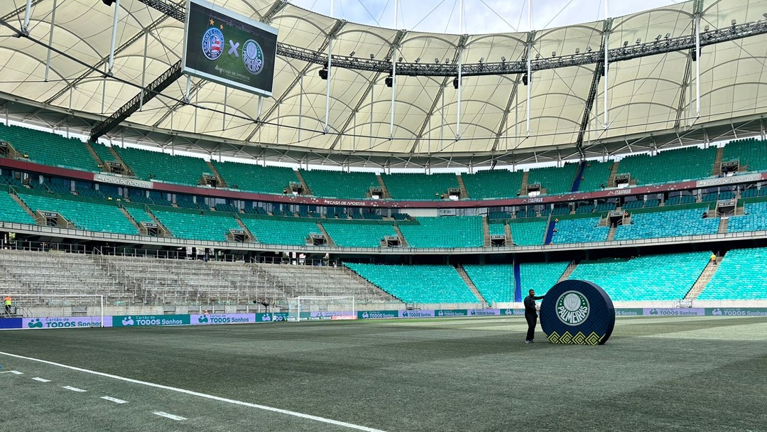 FOI ATÉ A JUSTIÇA! Palmeiras apresenta queixa à CBF sobre estado do gramado da Arena Fonte Nova