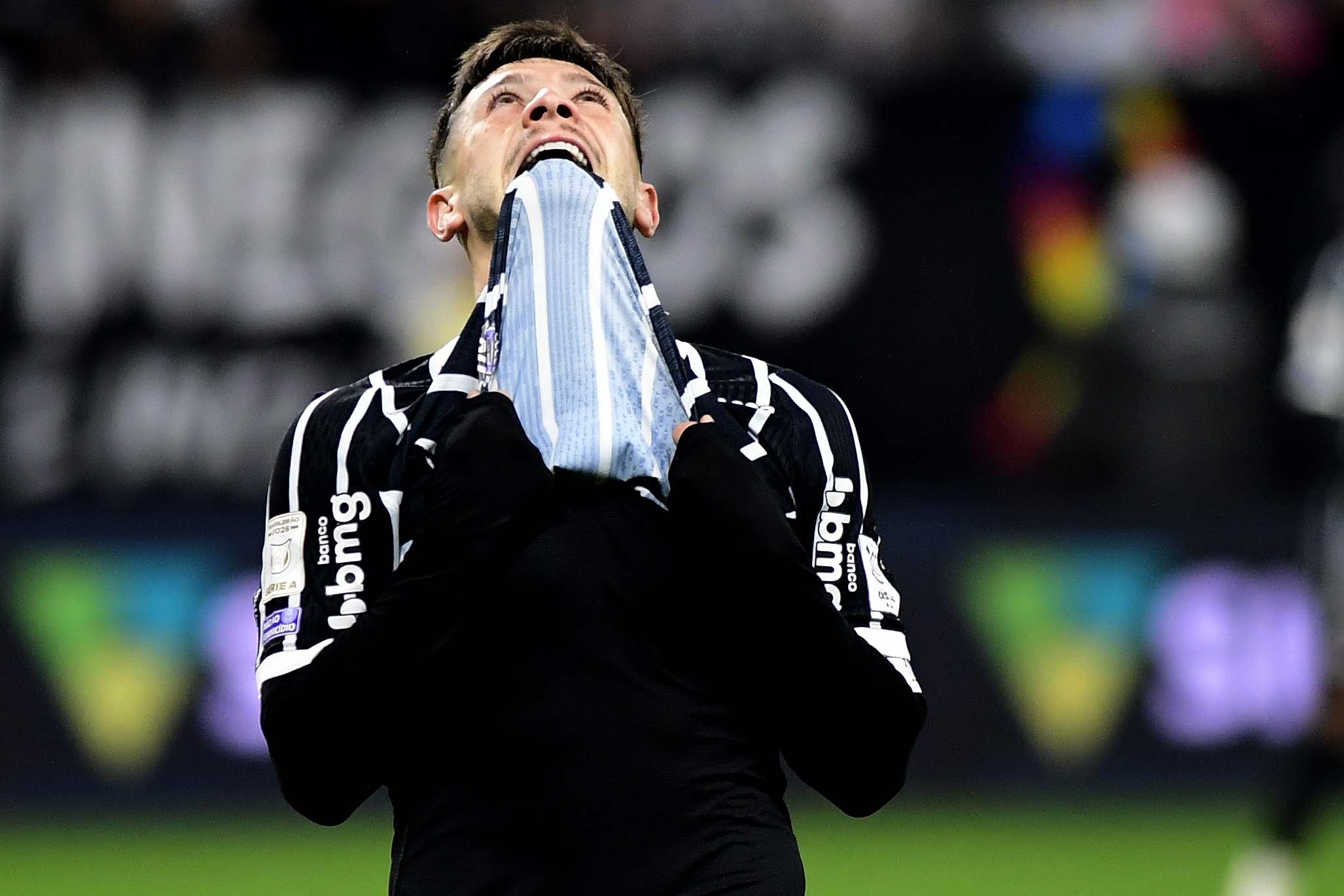 Cinco pontos que explicam a má fase do Corinthians no Brasileirão