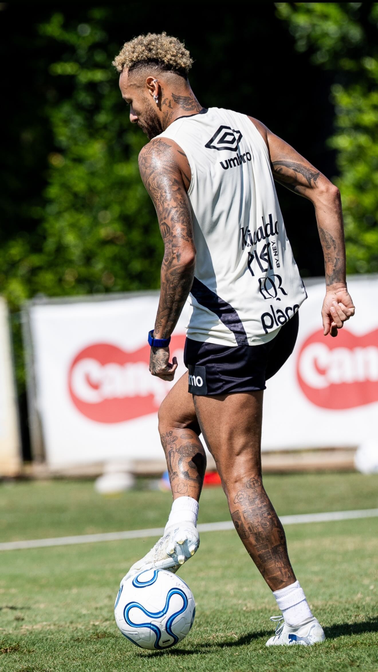 Neymar, Gabigol e mais três reforçam o Santos contra o San Lorenzo | Ge