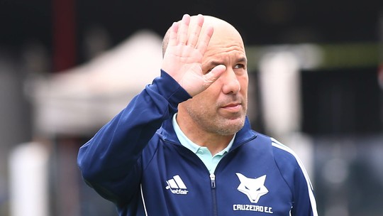 Leonardo Jardim decide deixar o Cruzeiro, e Tite surge como alvo - Foto: (Mauricio De Souza/AGIF)