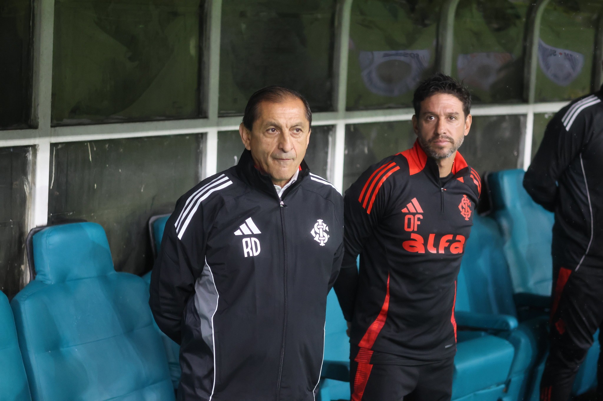 Ramón Díaz minimiza risco de rebaixamento após derrota do Inter