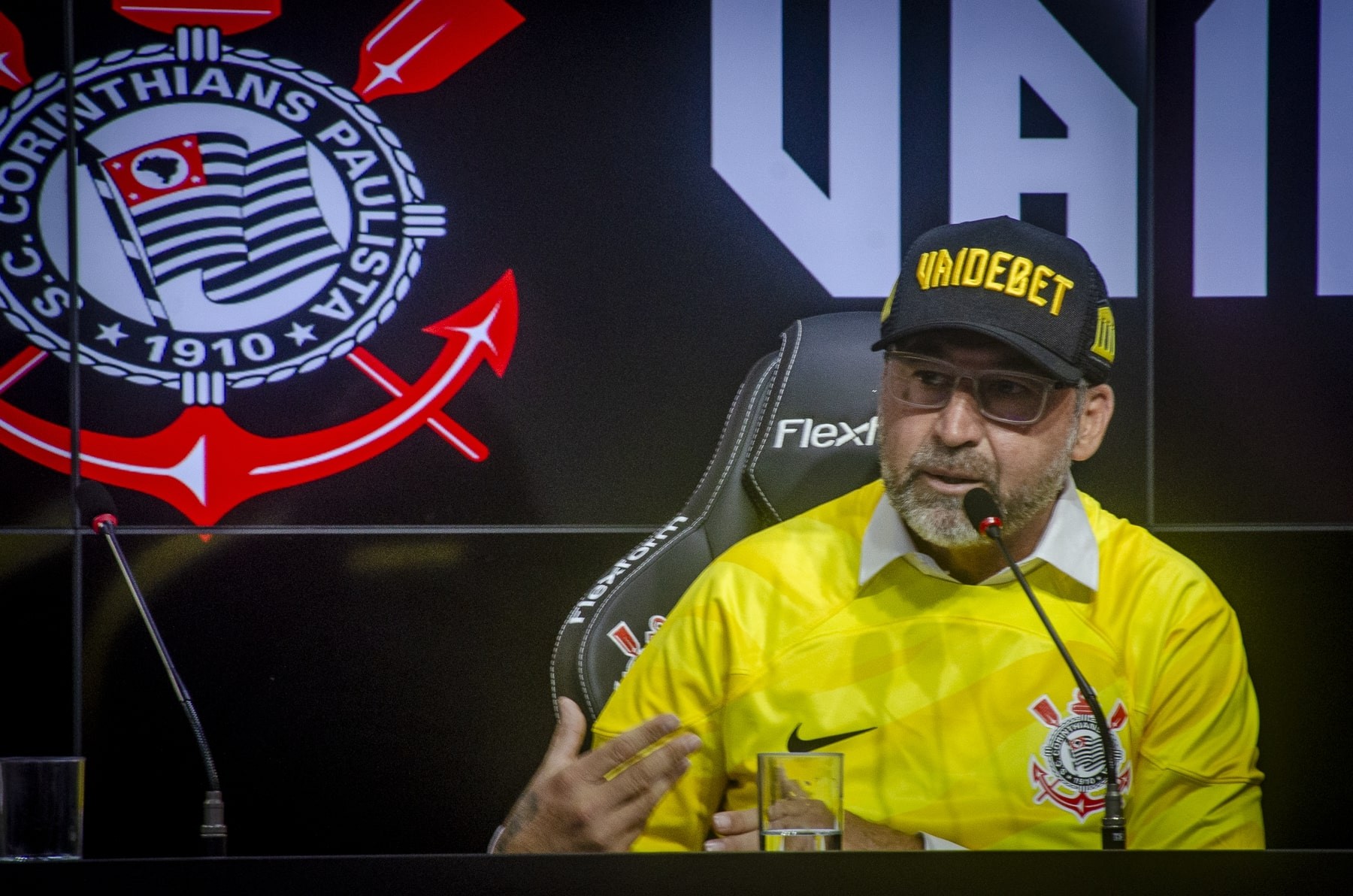 Corinthians envolvido em escândalo de apostas: O caso VaideBet no futebol.