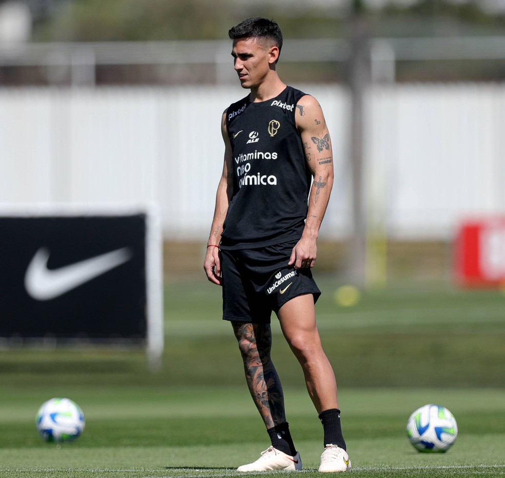 Rojas em treino do Corinthians — Foto: Rodrigo Coca/Ag. Corinthians