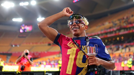 Deco sobre propostas por Yamal no Barcelona: "PSG veio perguntar. Real Madrid, não" - Jovem promessa do Barcelona tem renovação encaminhada