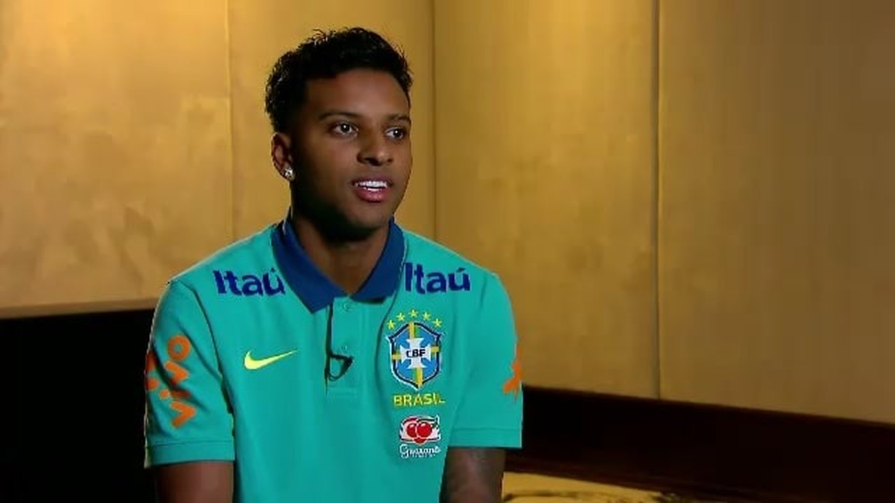 Rodrygo explica 'cutucada' após lista final da BolaOuro: 'Acho que merecia estar lá'