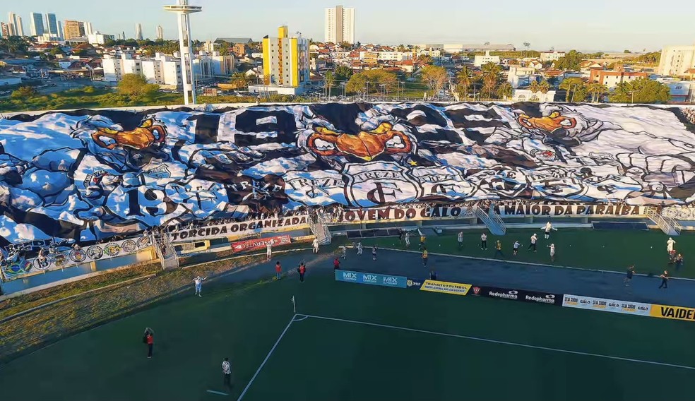 Torcida do Treze no Estádio Amigão - Treze na Série D